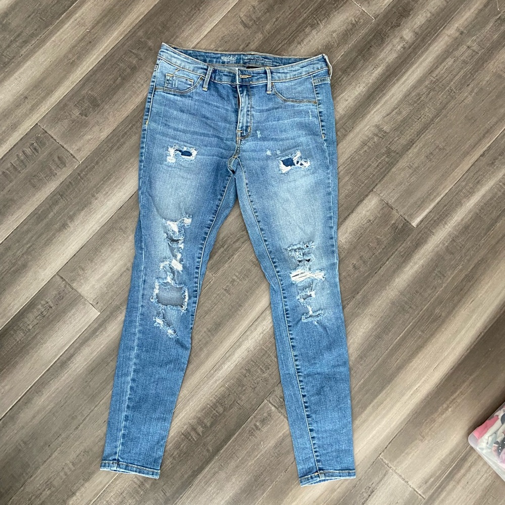 Distressed Jeans